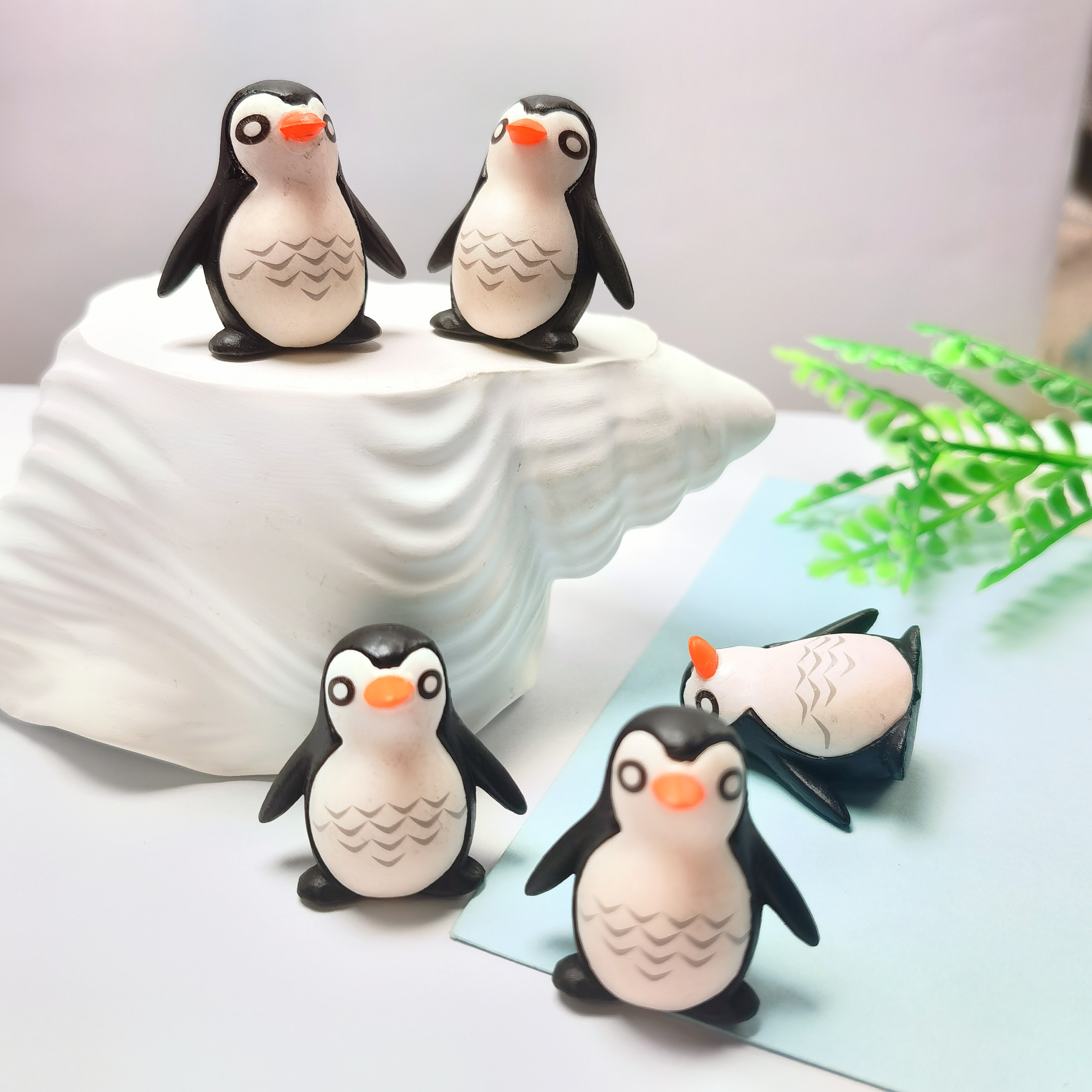 Cute Miniature Small Penguin D - Bonsai Garden House reseña y precio